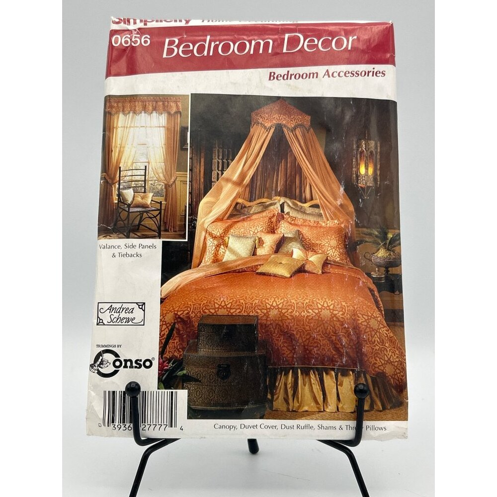 Simplicity 0656 Bedroom Decor Sewing Pattern 12-Pc Set For Canopy Duvet & Pillow